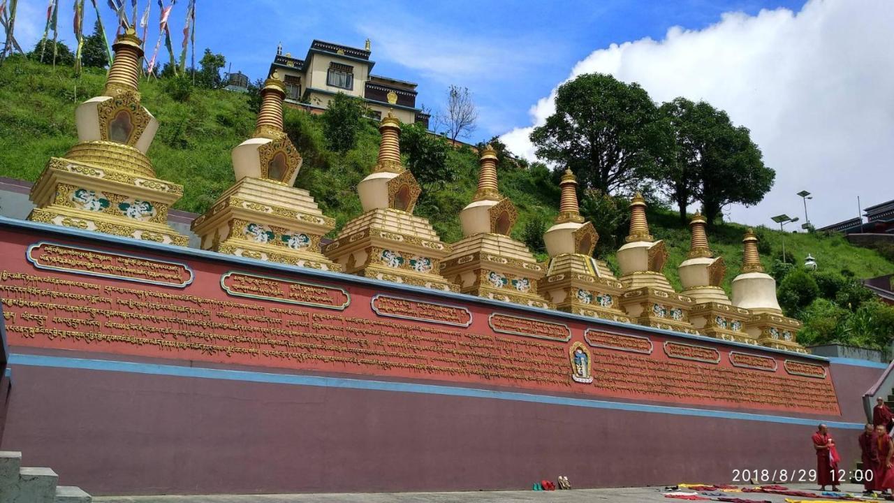 Tibet Homestay Rishop Екстериор снимка