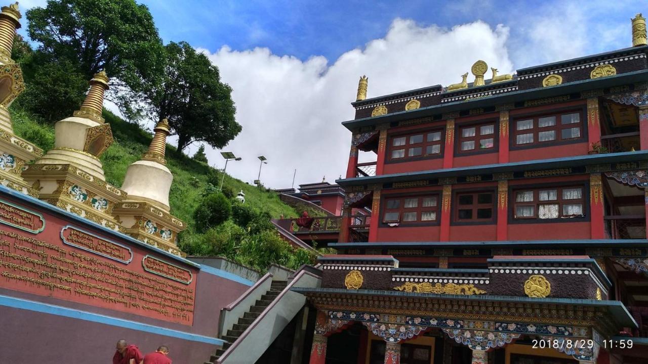 Tibet Homestay Rishop Екстериор снимка
