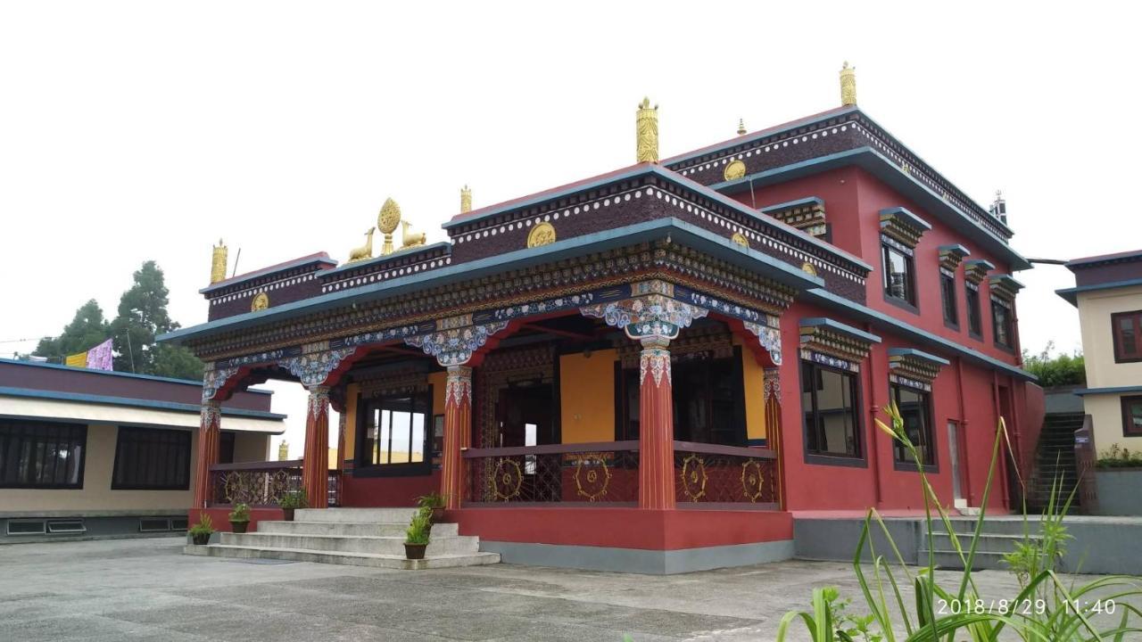 Tibet Homestay Rishop Екстериор снимка